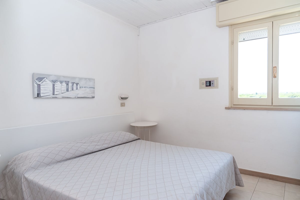 Minibar, una cassaforte in camera, una scrivania, Wi-Fi gratuito