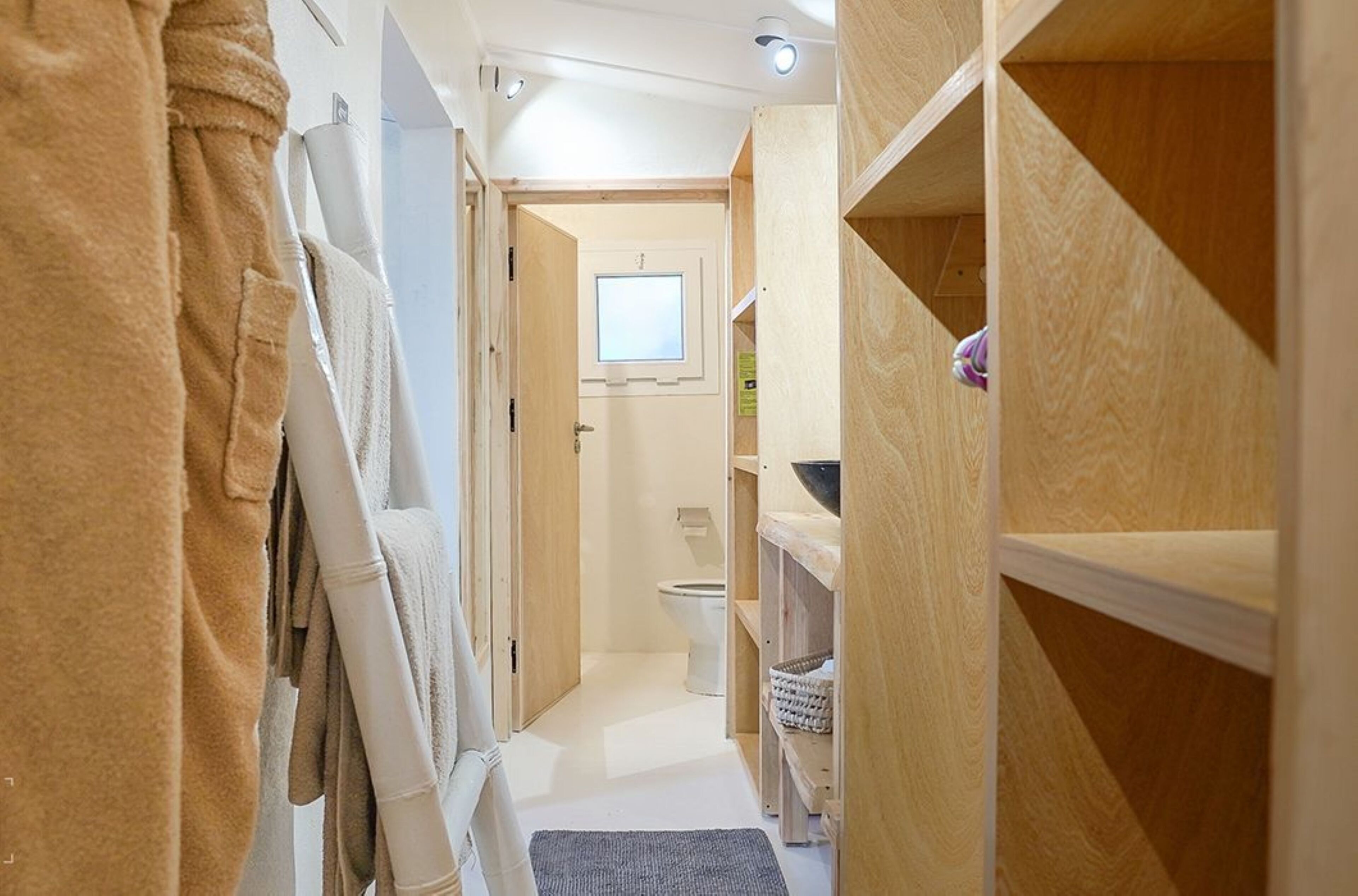 shower, free toiletries, dressing gowns, towels