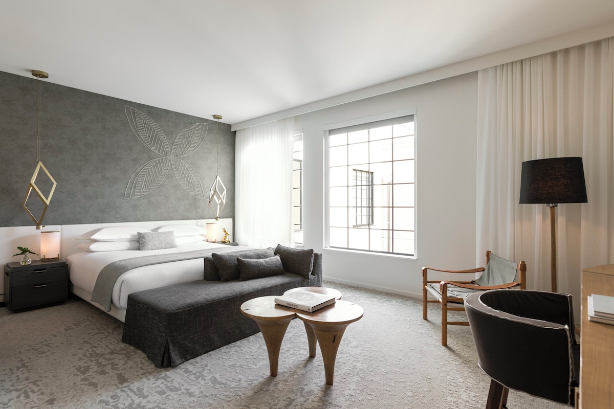 ห้องพรีเมียม, เตียงคิงไซส์ 1 เตียง | 1 ห้องนอน, ผ้าปูที่นอนฝ้ายอียิปต์, เครื่องนอนระดับพรีเมียม, ผ้านวมขนเป็ด