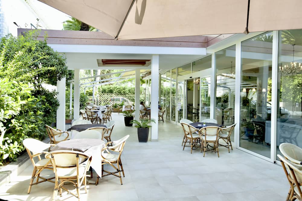 Hotel Maestri