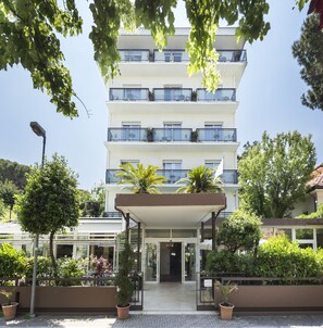 Front of property - Hotel Maestri (Riccione)