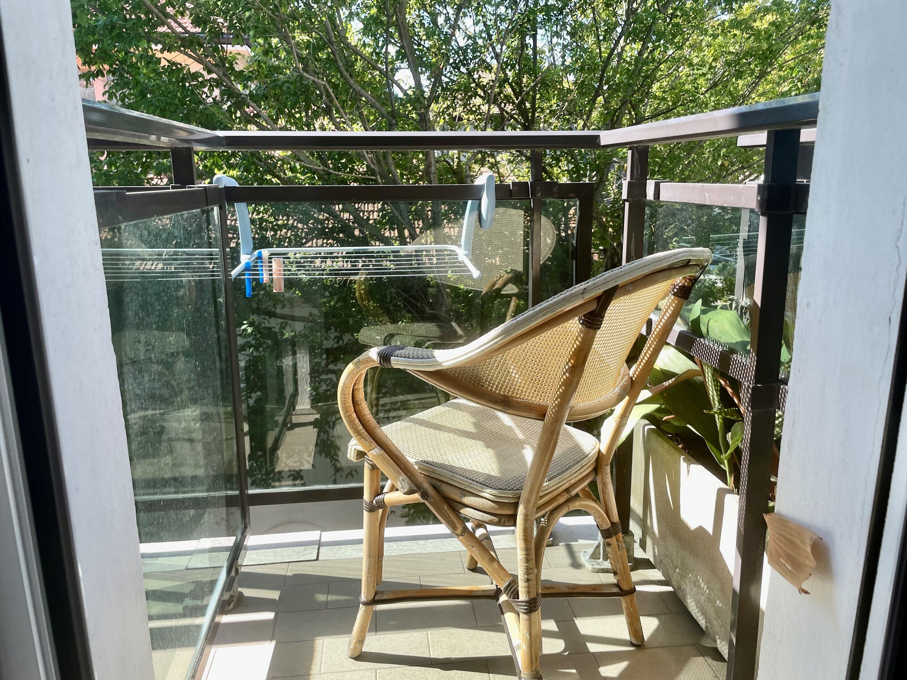 deluxe single room | terrace/patio