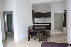 In-room dining - Cameron Strawberry Residence (Tanah Rata)
