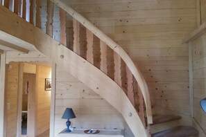 Chalet, 4 Bedrooms, Terrace (3 Bathrooms) | Room amenity - Sweet and Modern Chalet (Lauenen)