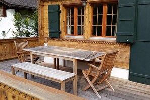 Chalet, 4 Bedrooms, Terrace (3 Bathrooms) | Terrace/patio - Sweet and Modern Chalet (Lauenen)