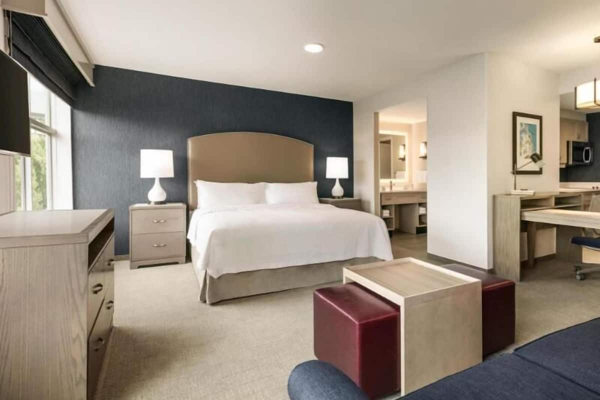 In-room safe, desk, laptop workspace, blackout drapes