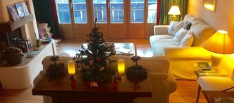 Cozy spacious Flat right in the village