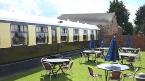 Lunch and dinner served - The Sidings (York)