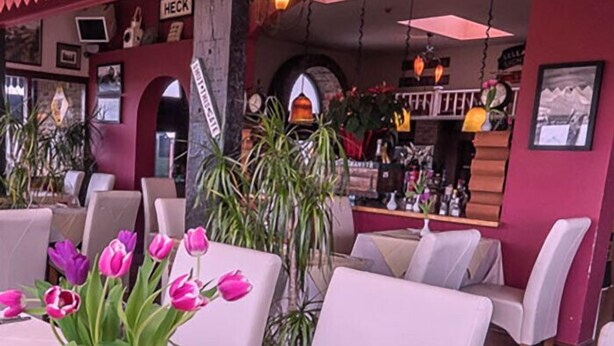 Lunch and dinner served - The Sidings (York)