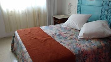 Standard Room, 2 Double Beds | In-room safe, cribs/infant beds, rollaway beds, free WiFi