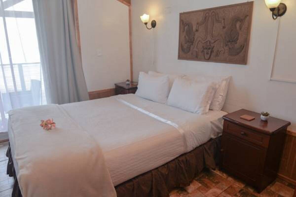 In-room safe, iron/ironing board (on request)