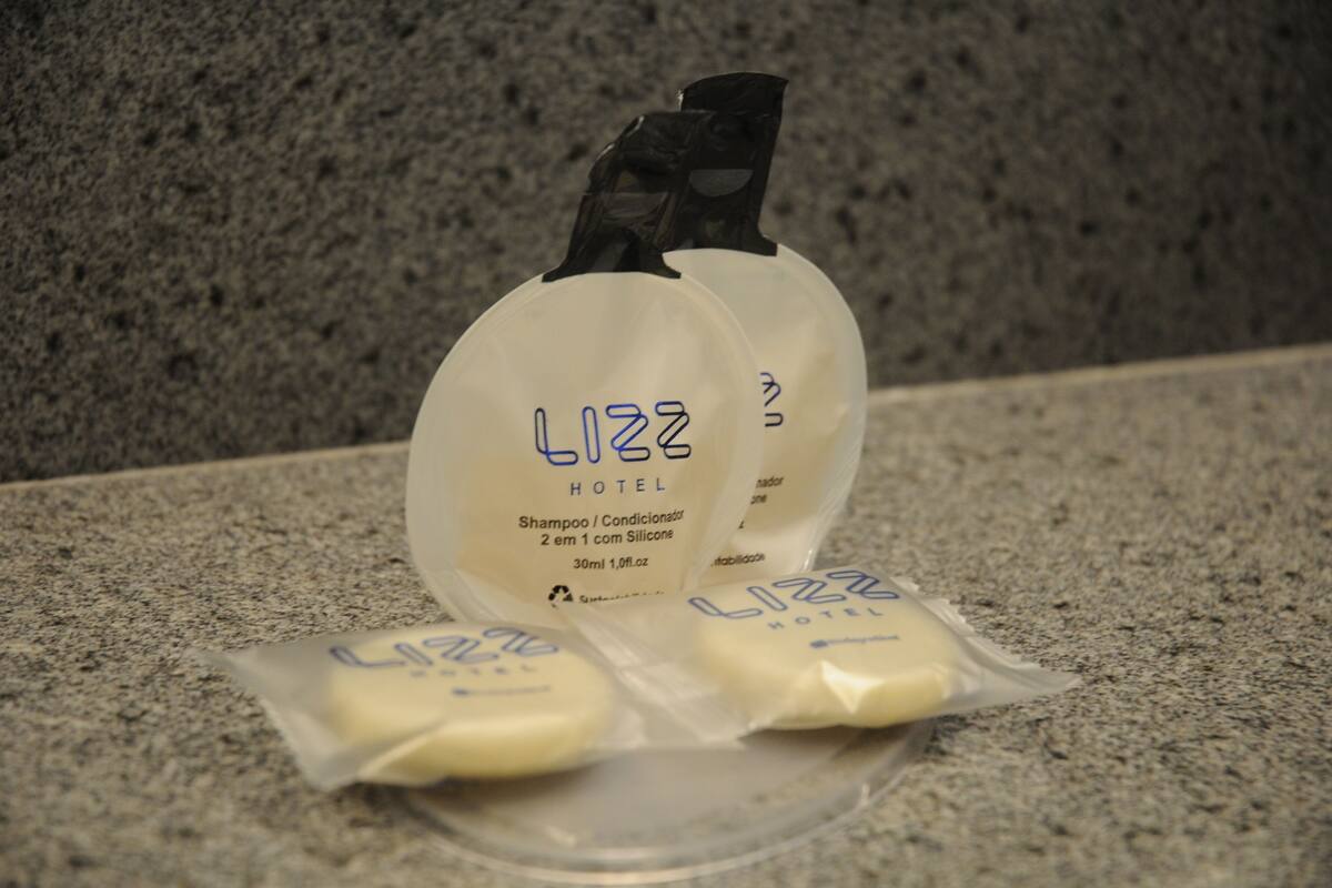 standard double room | bathroom | shower, hair dryer, towels