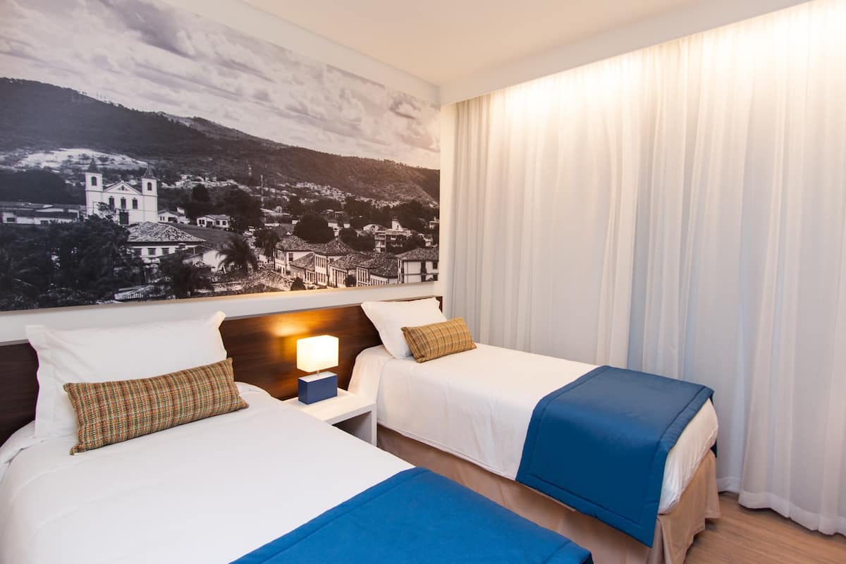 Standard Twin Room, 2 Twin Beds | In-room safe, desk, blackout drapes, soundproofing