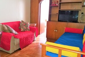 Apartment, 1 Bedroom | Living room | Flat-screen TV - Bull House - Copacabana 4 pessoas Pertinho da Praia – 161014 (Rio de Janeiro)