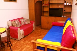 Apartment, 1 Bedroom | Living room