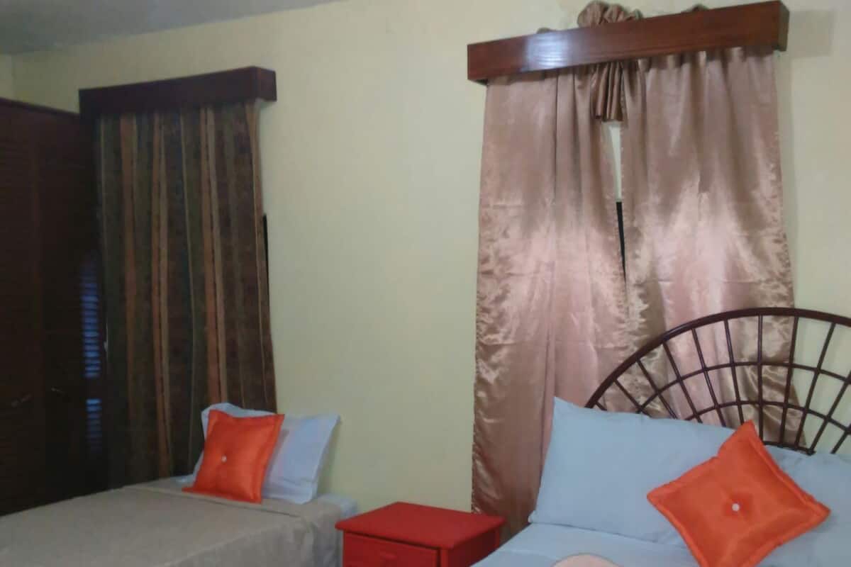 Rollaway beds, free WiFi