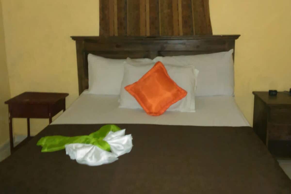 Rollaway beds, free WiFi