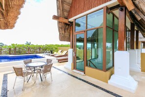 Outdoor dining - Pueblito Escondido By Playa Moments (Playa del Carmen)