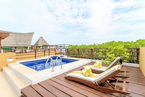 Penthouse Cao cấp, 2 phòng ngủ, quang cảnh thành phố | Hồ bơi | Hồ bơi ngoài trời 