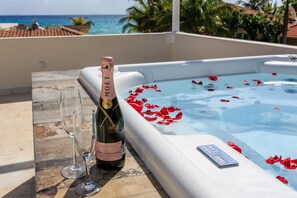 Villa, Multiple Beds, Beach View (Steps to Best Beach VILLA UNICA 6Bedr) | Property grounds