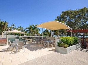 BBQ/picnic area - Tingeera 101 (Pialba)