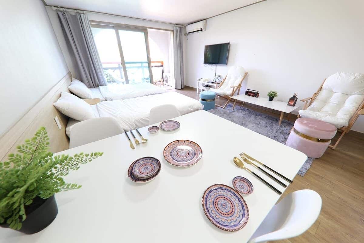 Deluxe Room, Cooking available | Tende oscuranti, Wi-Fi gratuito, lenzuola, accesso in sedia a rotelle