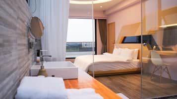 Panoramic Penthouse, Terrace, Tower | 1 bedroom, minibar, individually decorated, individually furnished