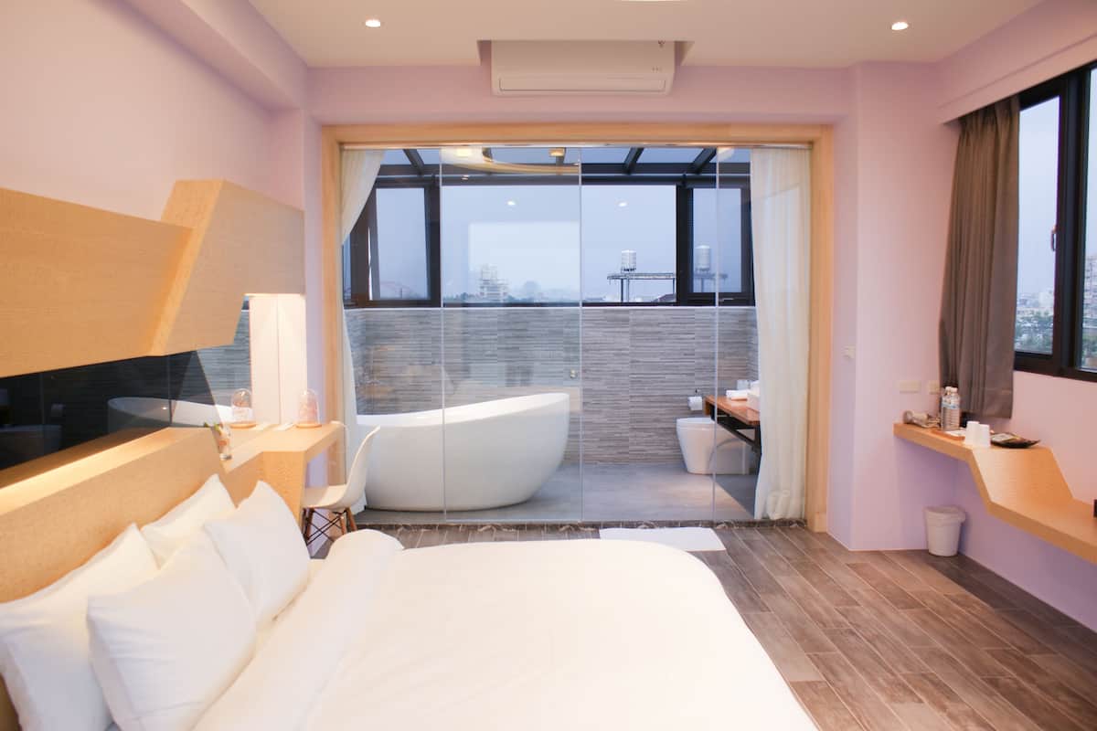Panoramic Penthouse, Terrace, Tower | 1 bedroom, minibar, individually decorated, individually furnished