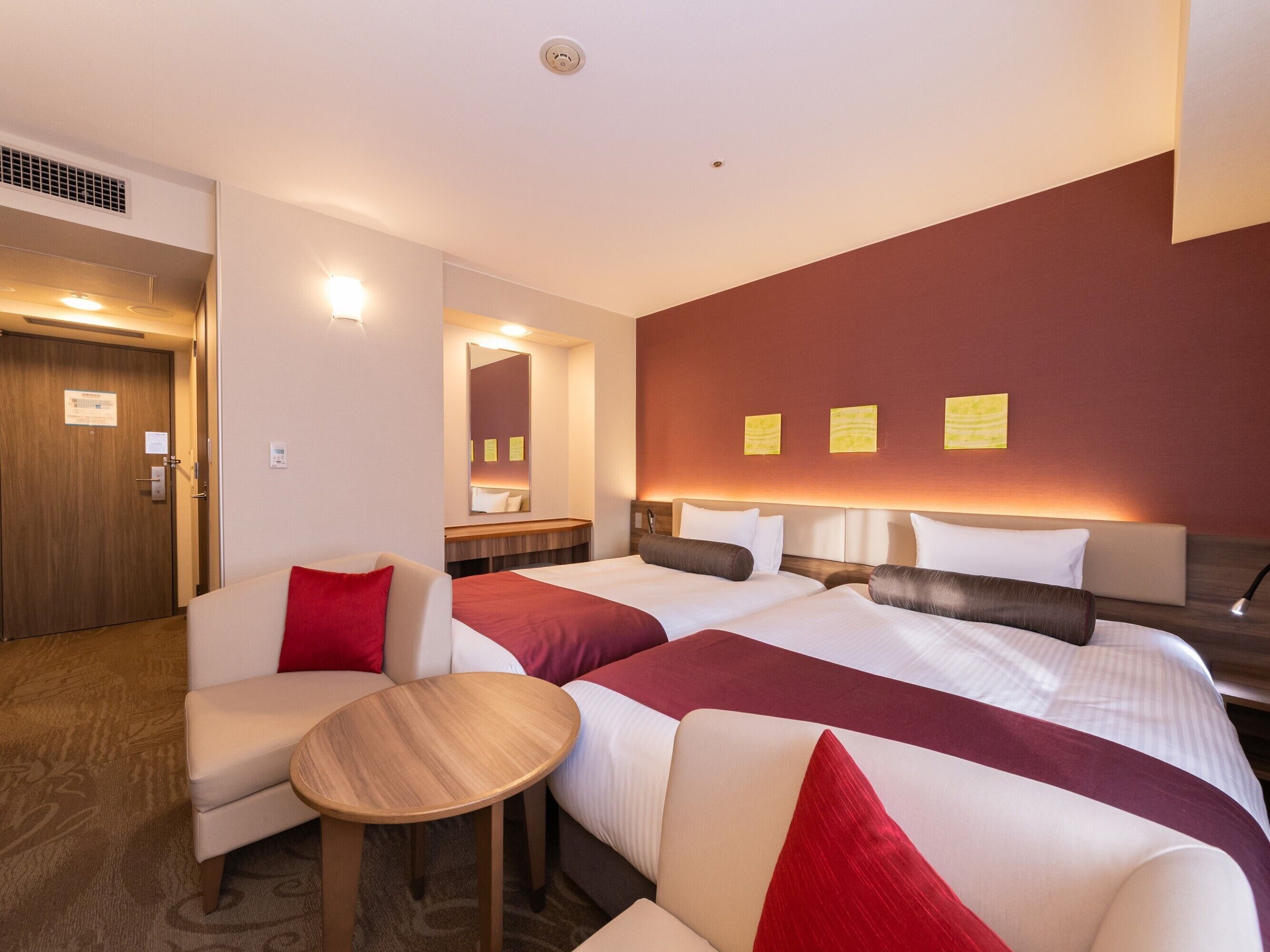 Desk, blackout drapes, iron/ironing board, free WiFi