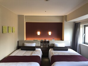 Camera Deluxe con 2 letti singoli, non fumatori (5 min walk from Shinagawa Station) | Una scrivania, tende oscuranti, ferro/asse da stiro, Wi-Fi gratuito