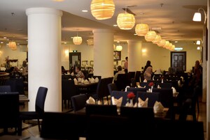 Desayuno buffet diario (MYR 20 por persona)