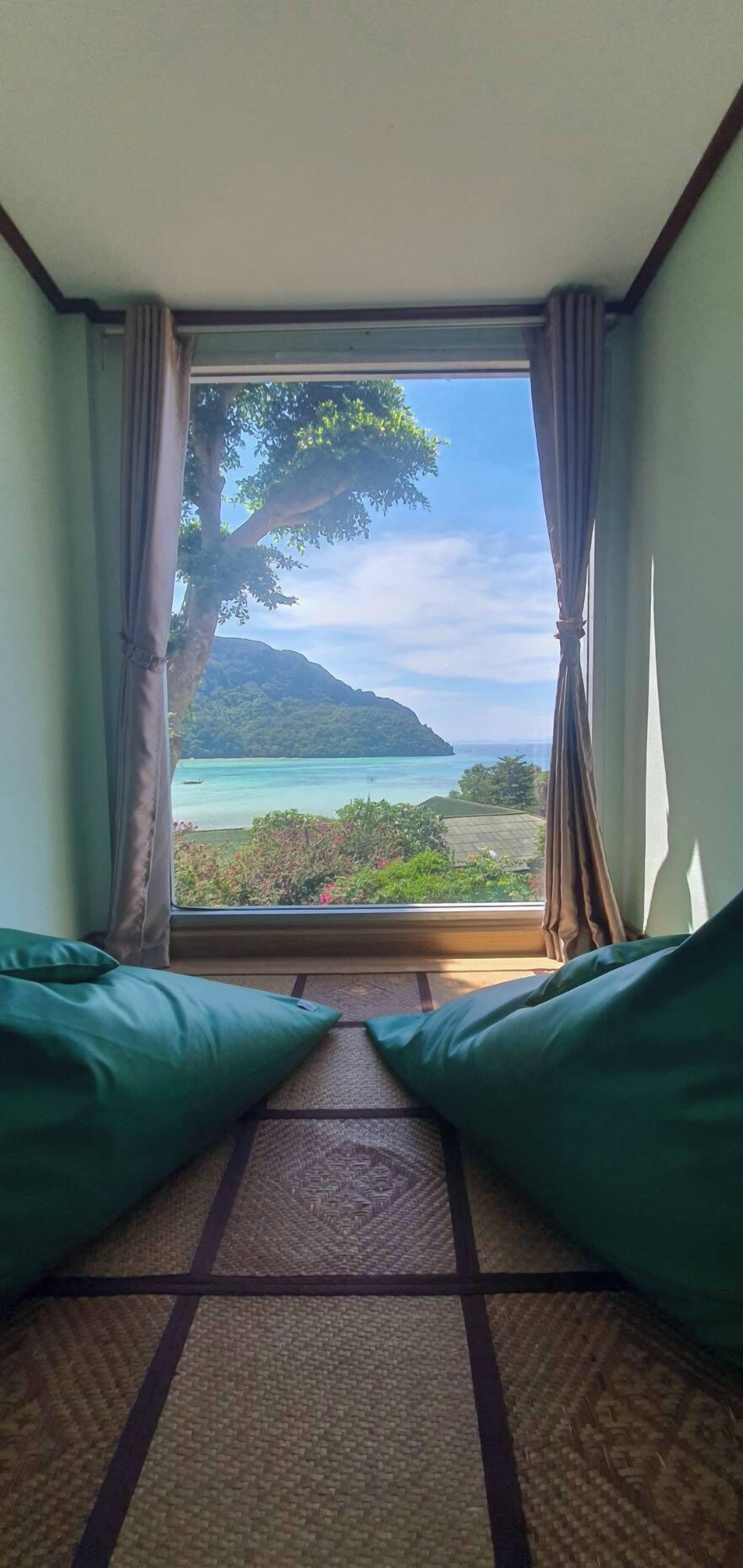 Hillside Bungalow, Sea View | Minibar, soundproofing, free WiFi, bed sheets