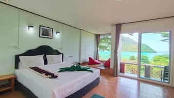 Minibar, sistema de insonorización, wifi gratis y ropa de cama