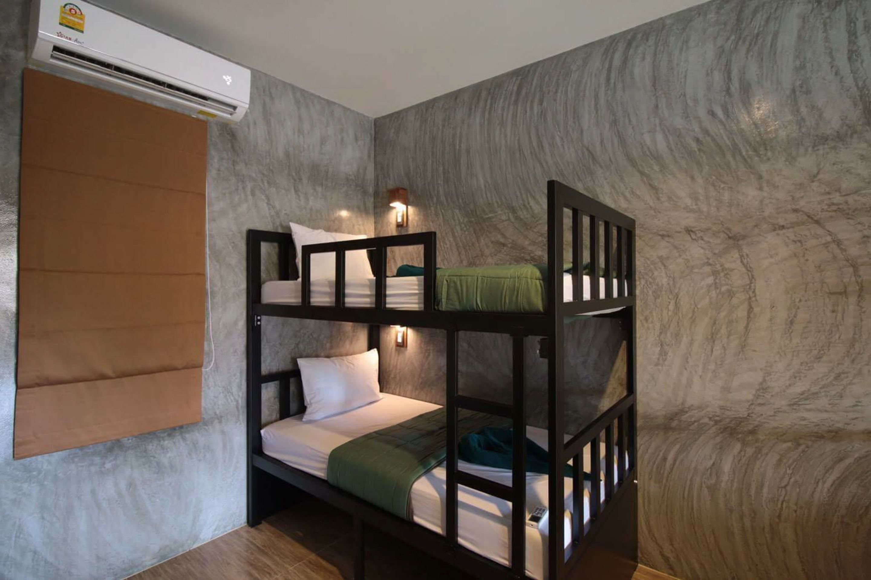 Mixed Dormitory with Shared Bathroom  | In-room safe, free WiFi, bed sheets