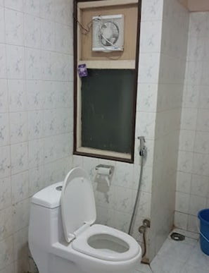 Amenidades de baño gratuitas y toallas