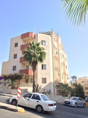 Front of property - Sami Apartments (Amman)