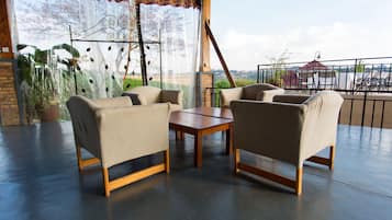 Executive Suite | Terrace/patio