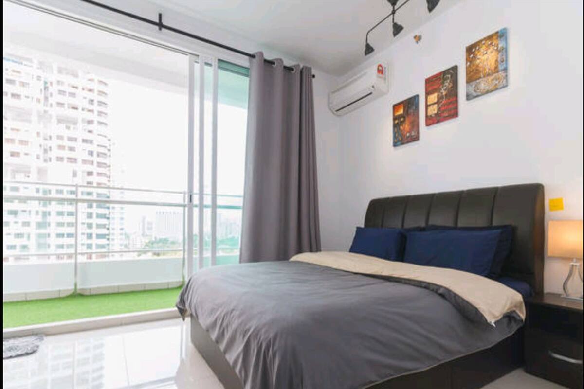 Mansion Ones Luxury Studio Type A | Iron/ironing board, free WiFi, wheelchair access