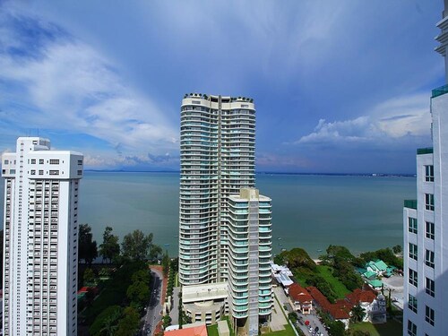 StayNest Suites at Gurney Drive