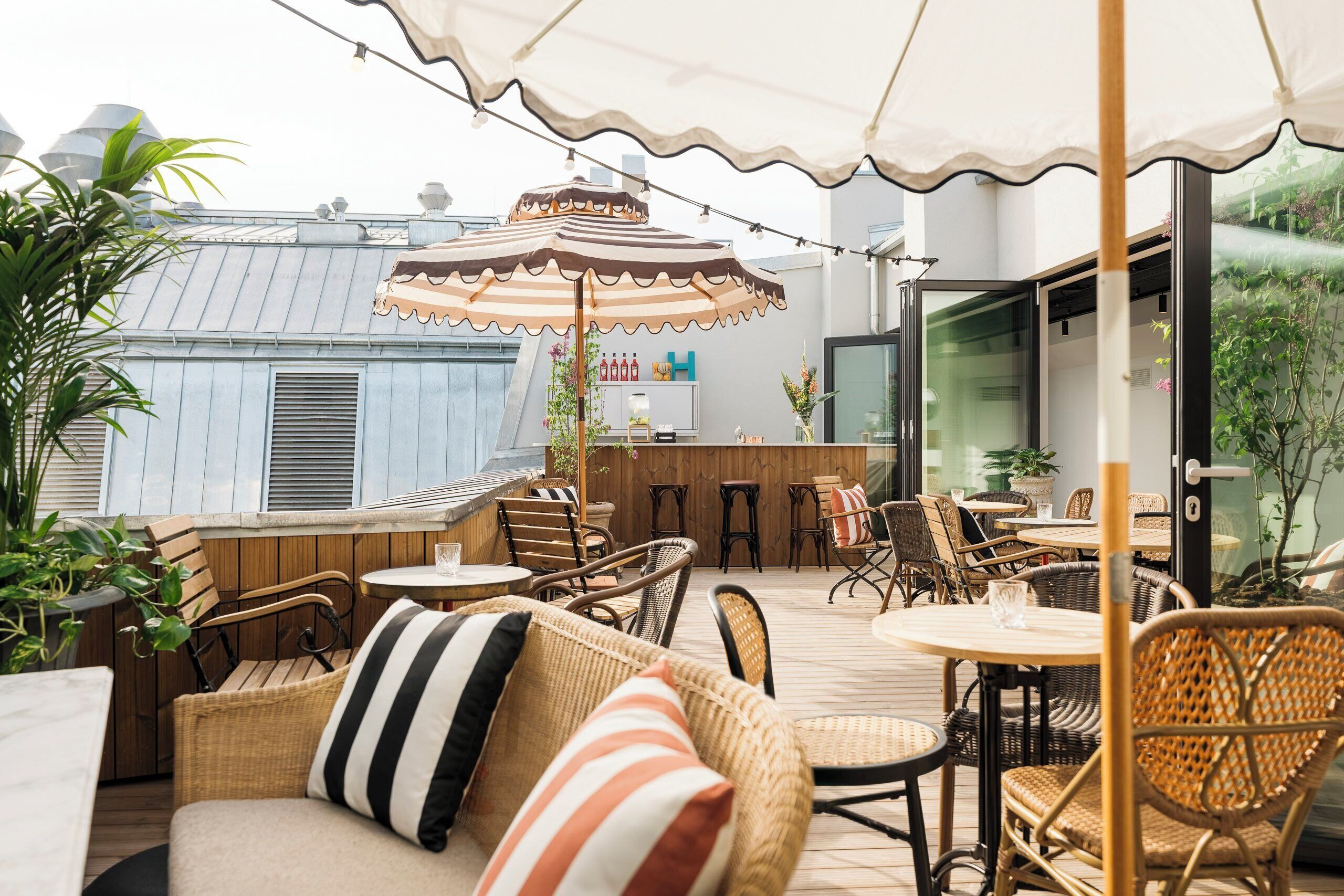 Bar (in der Unterkunft)