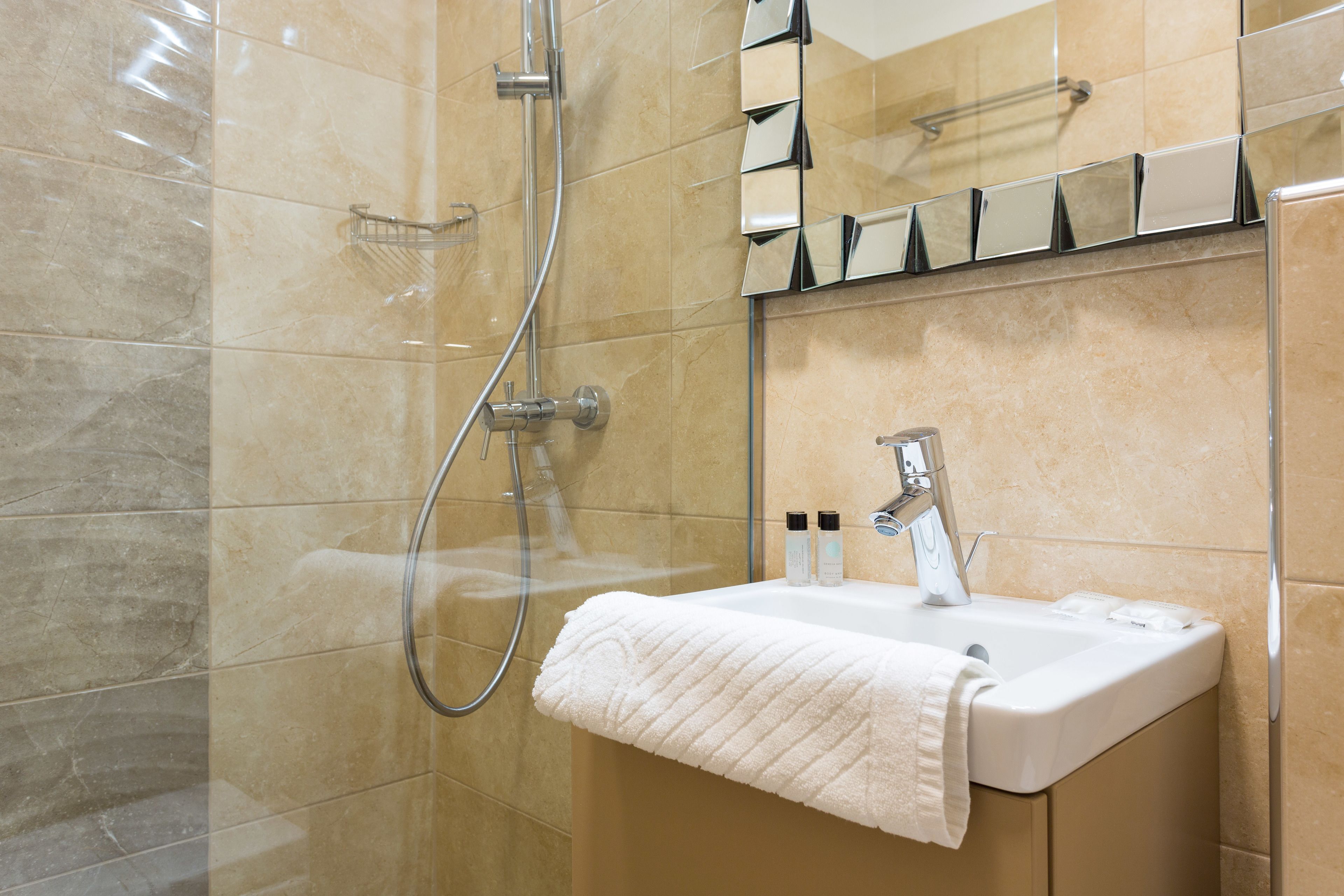 Foto - Central Pearl by Nono Ban Rooms