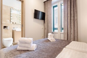 Standard Double Room, Balcony | Premium bedding, minibar, in-room safe, laptop workspace - Central Pearl by Nono Ban (Split)