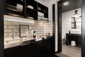 Fridge, microwave, coffee/tea maker, toaster