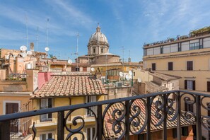 Apartemen, 1 kamar tidur, dapur (Via di Grotta Pinta, 10 - Int. 12) | Meja kerja, kedap suara, dan setrika/meja setrika