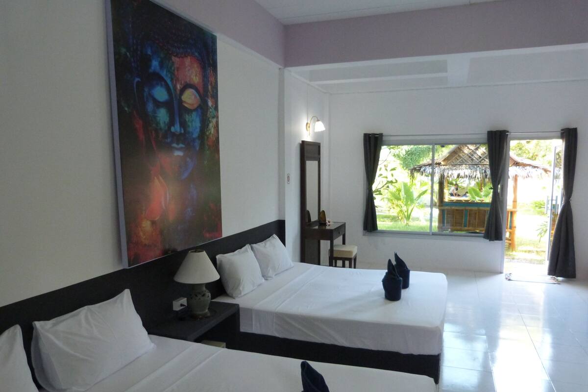 Twin King Room