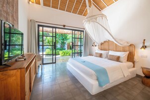 Ropa de cama de alta calidad y minibar 