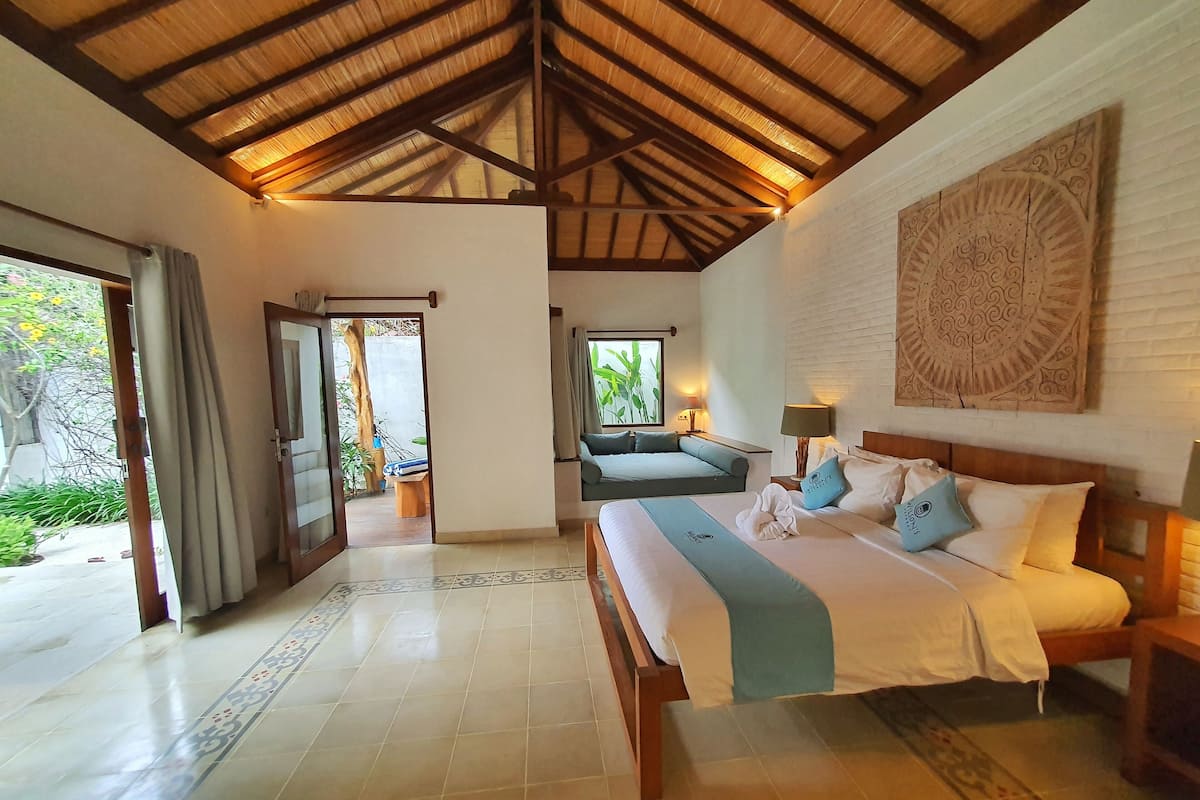 villa, 1 bedroom, private pool (villa anjani) | premium bedding, minibar, in-room safe, desk
