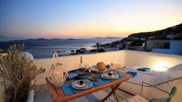Suite (Euterpi) | Balcony view