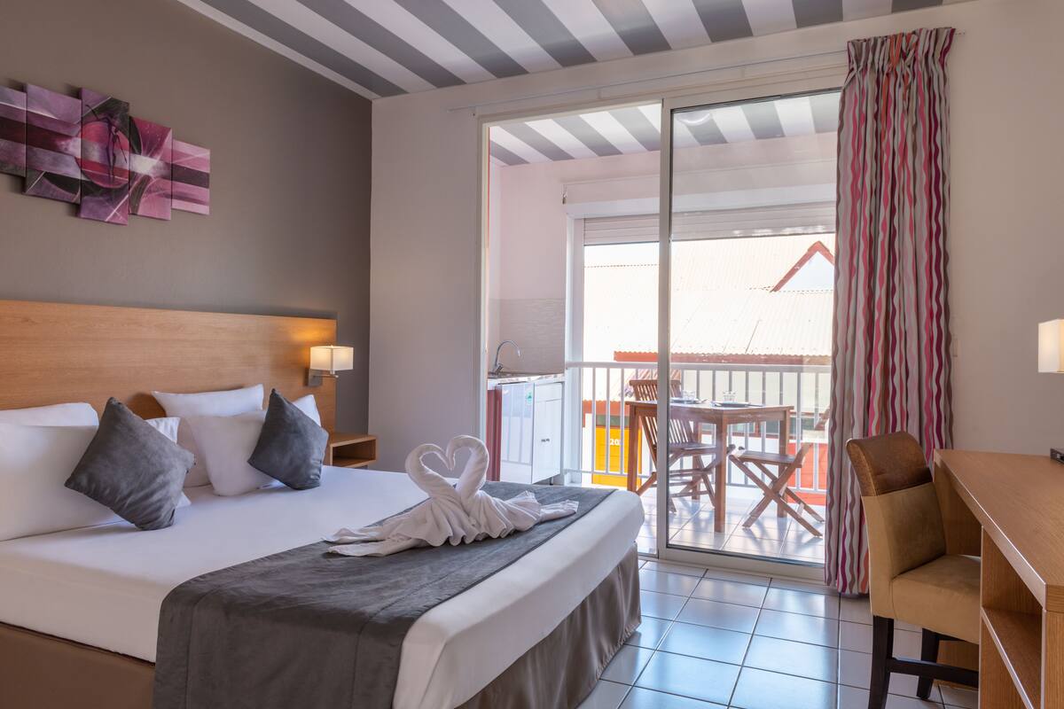 Double Room (Studio)