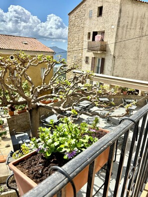 Balcony view - Hôtel Restaurant U Santa Maria (Olmeto)